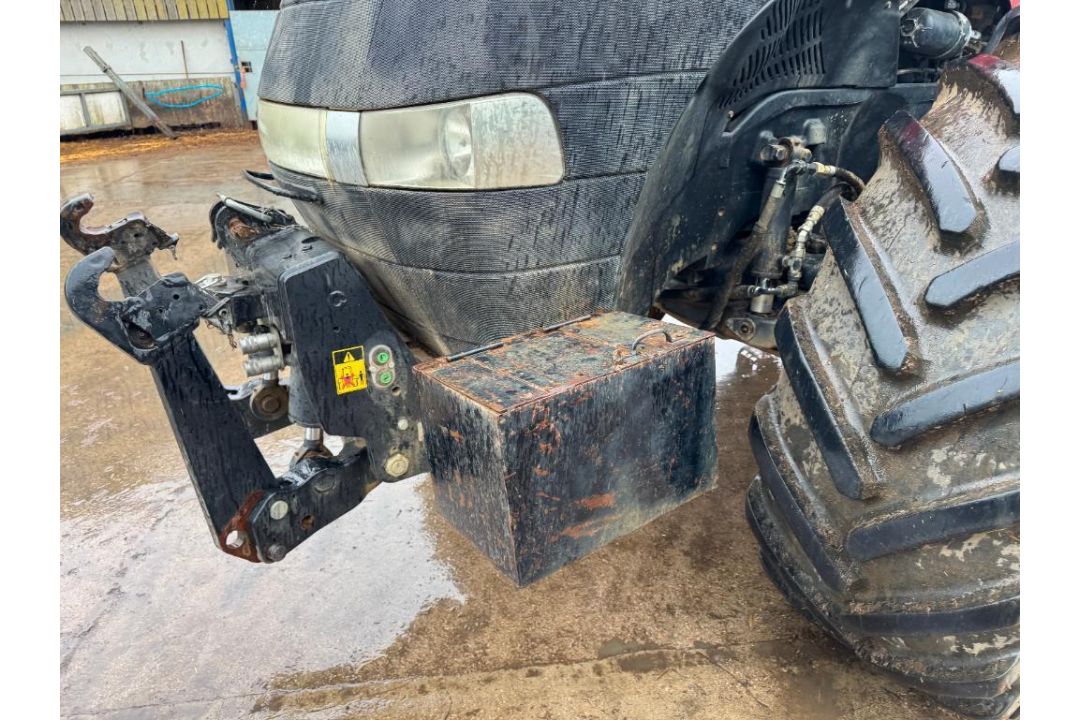 2018 Case Magnum AFS 380 CVX 50Kph 4wd tractor with front linkage, front and cab suspension, air bra - Image 20 of 34