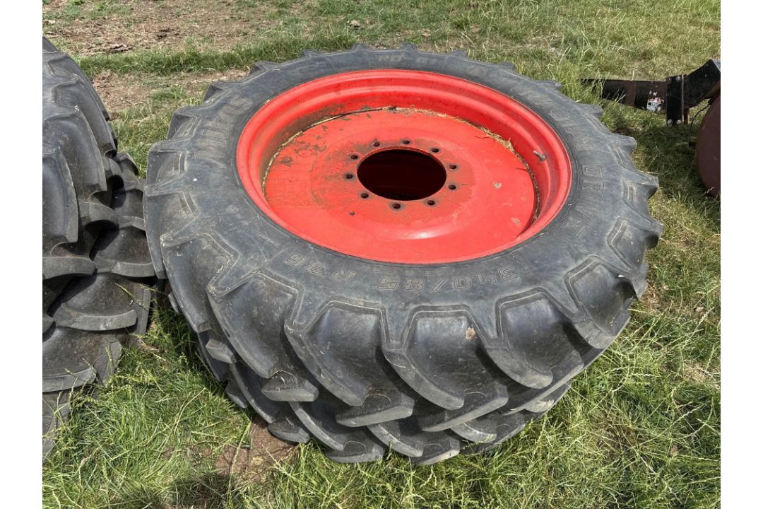 Set Mitas 340/85R36 10 stud front and 380/90R50 8 stud rear row crops wheels and tyres suited to Cla - Image 3 of 8