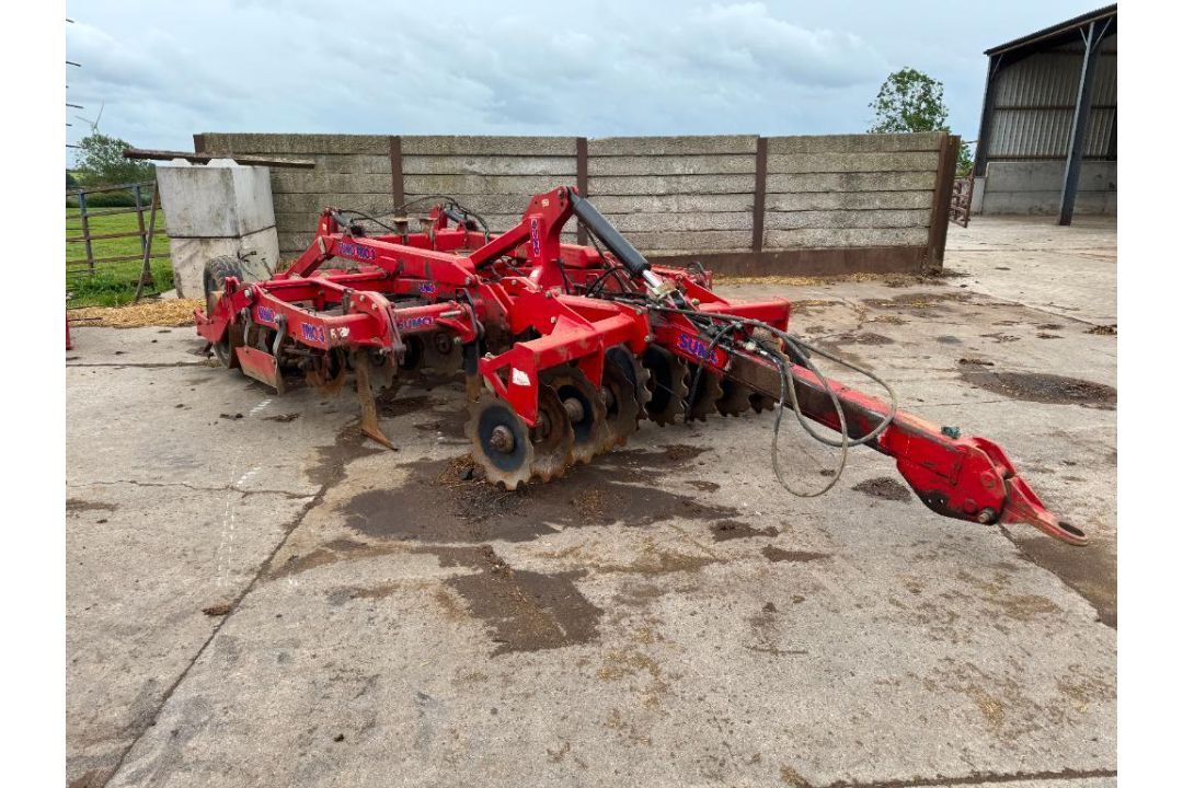Sumo Trio 3T trailer cultivator with front discs, 6 legs and rear double discs to rear packer. Seria - Image 27 of 27