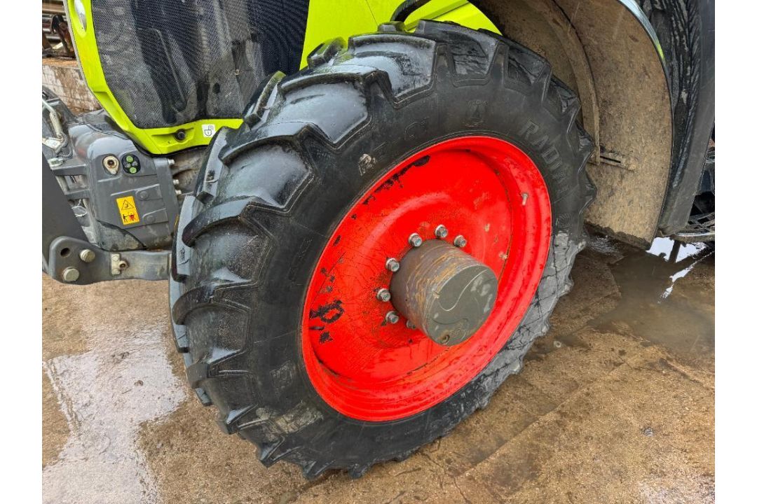 Set Mitas 340/85R36 10 stud front and 380/90R50 8 stud rear row crops wheels and tyres suited to Cla - Image 6 of 8