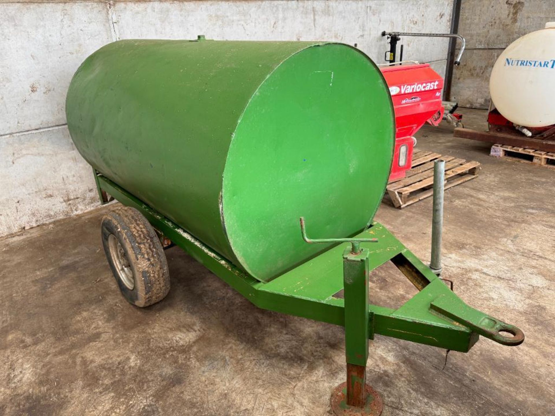 c.1,000l bunded fuel bowser with 12v pump and nozzle, single axle on 185R13 wheels and tyres - Image 4 of 7