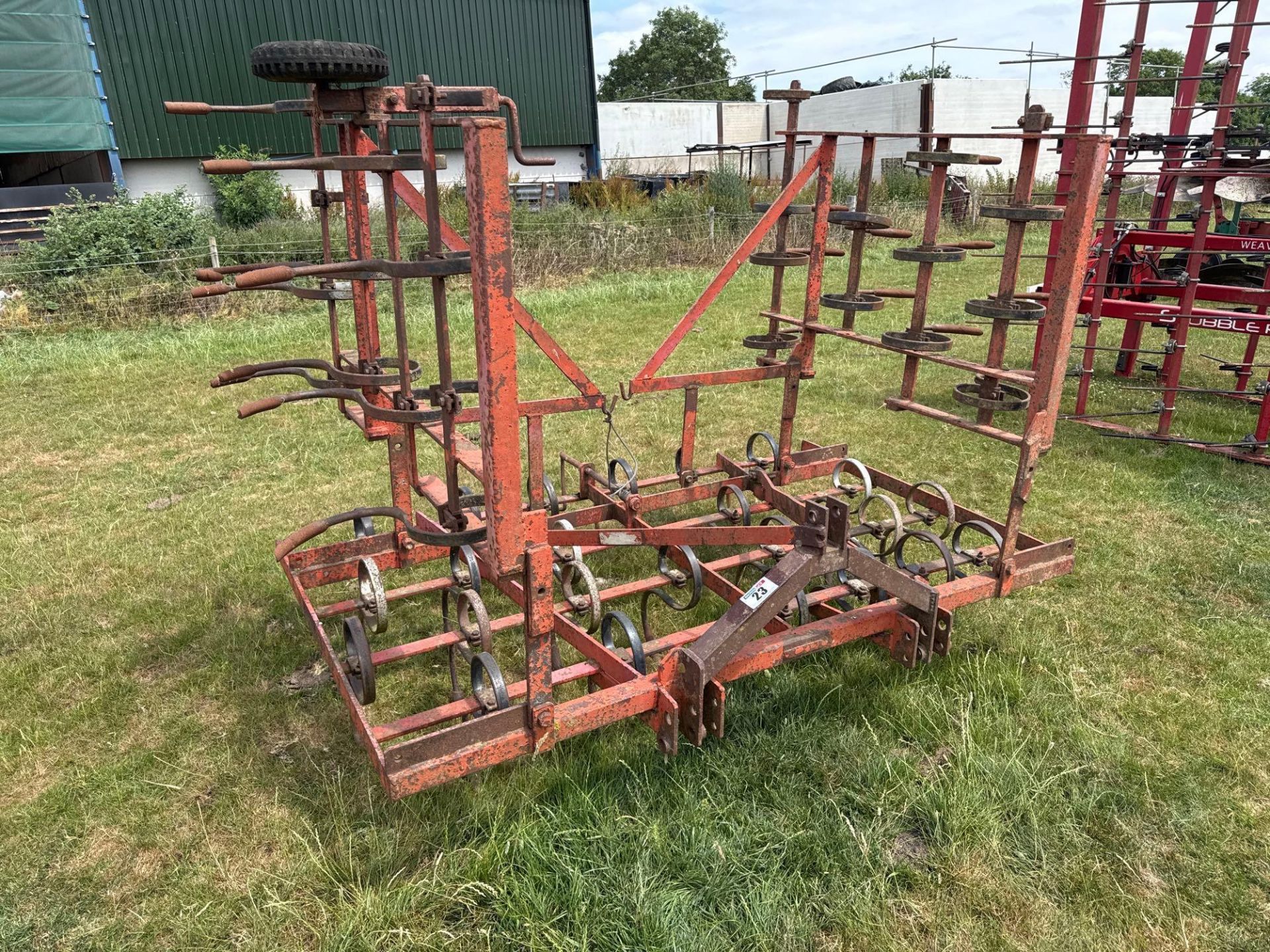 Kongskilde 4m spring tine cultivator, manual folding, linkage mounted