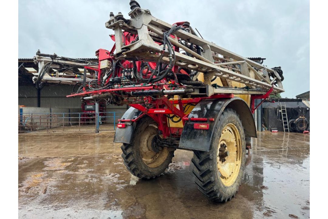 Landequip Intrac 5036 30m trailed sprayer with aluminium booms, 5,000l tank, 5No nozzle bodies, sect - Image 7 of 30