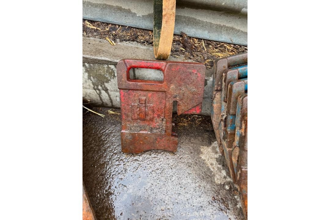 3No misc. tractor weights - Image 2 of 7