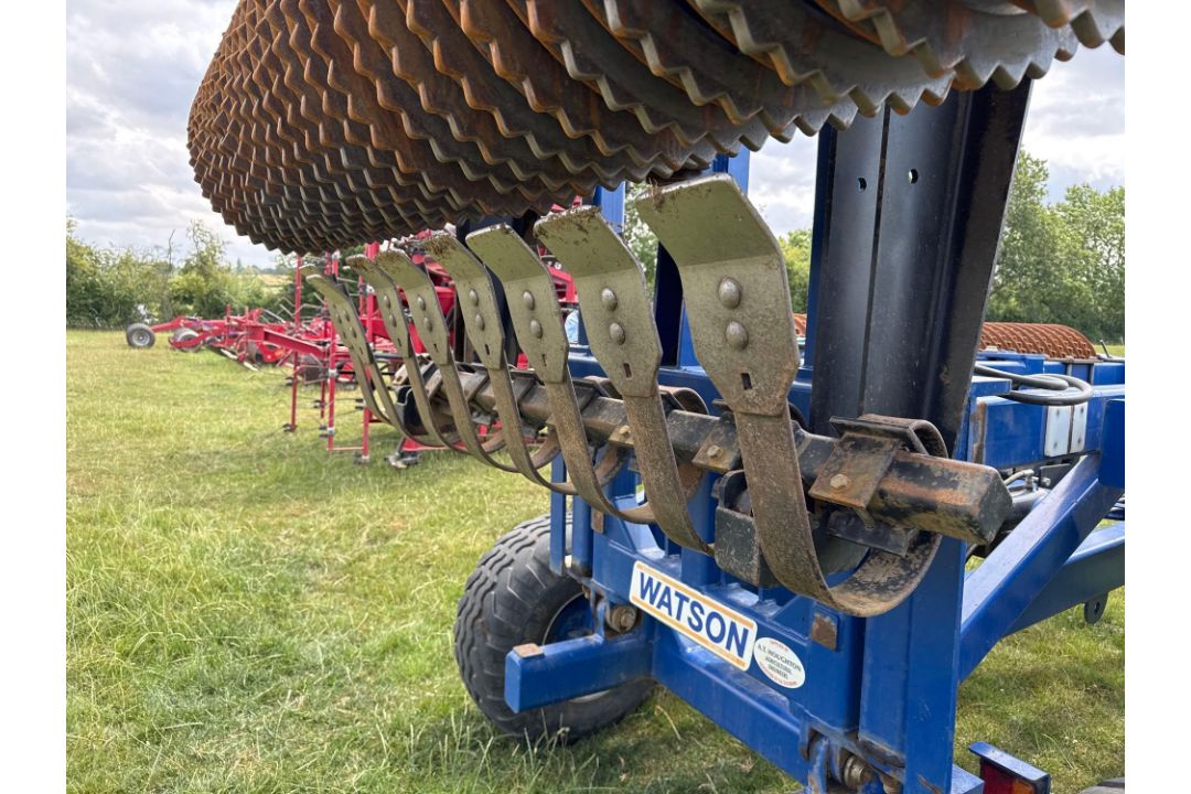 2016 Watson HFCB 830 8.3m Cambridge rolls with breaker rings, horizontal holding with levelling padd - Image 19 of 19