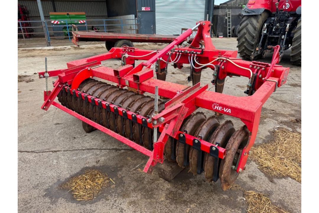 2014 HE-VA 3m 5 leg subsoiler with rear hydraulic adjustable packer, linkage mounted. Serial No: 305 - Image 11 of 20