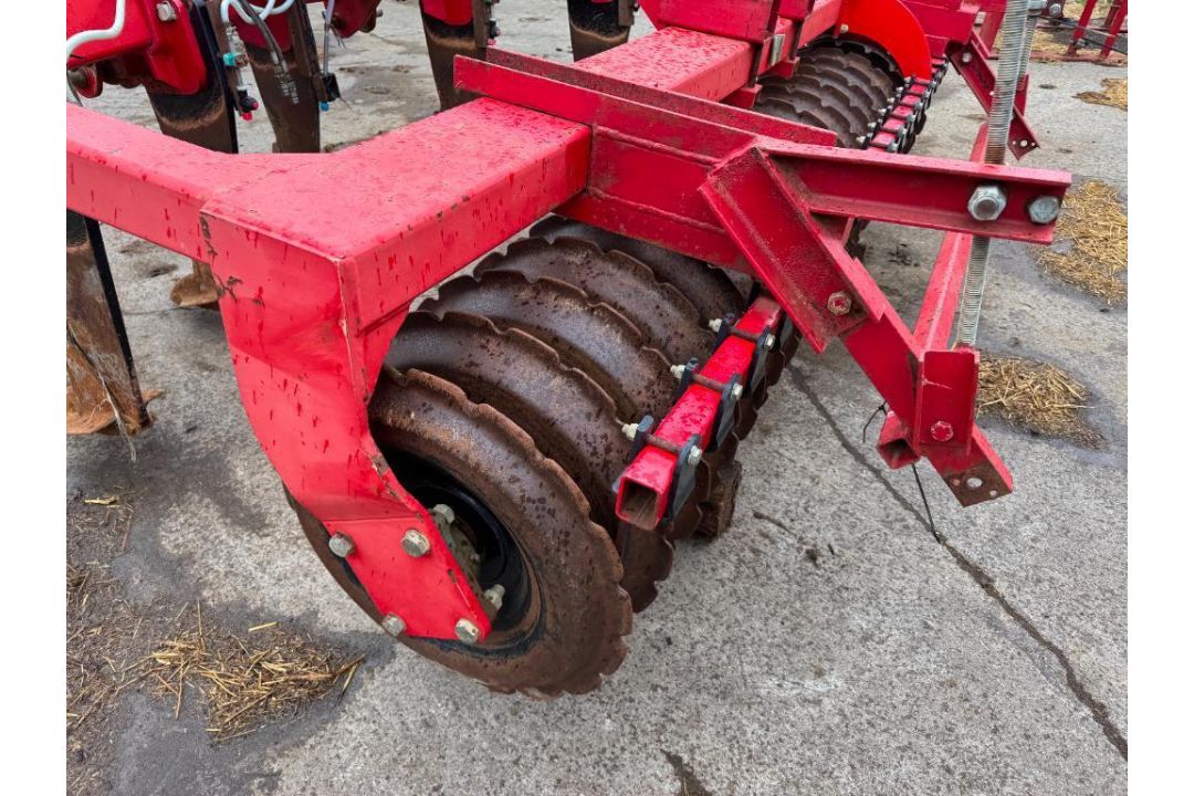 2014 HE-VA 3m 5 leg subsoiler with rear hydraulic adjustable packer, linkage mounted. Serial No: 305 - Image 14 of 20