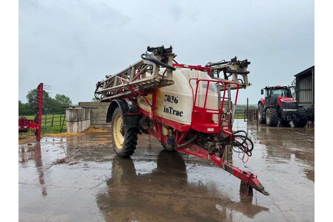 Landequip Intrac 5036 30m trailed sprayer with aluminium booms, 5,000l tank, 5No nozzle bodies, sect - Image 17 of 30