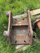 Digger bracket with 70mm pins (Buckinghamshire) (No VAT)