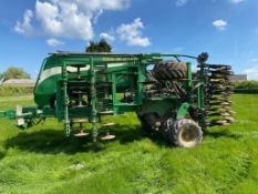 2016 Great Plains CDA 400 Saxon 4m trailed disc drill Serial: 205-040-000014 Model: 12-CDA-04 with c