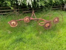 Acrobat 4 wheel hay rake (Buckinghamshire) (NO VAT)