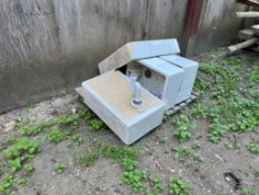 4 No Belfast sink (Oxfordshire)