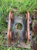 Top hat for digger with 50mm pins (Buckinghamshire) (No VAT)