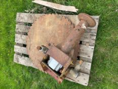 Hydraulic tree limb cutter (Buckinghamshire) (No VAT)