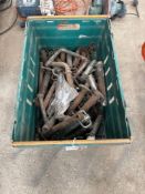 Quantity drawbar pins