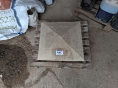 Stone gateway post cap