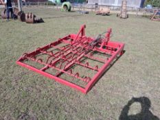 Flat 10 bale grab with Q-fit attachments