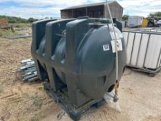 Titan 1300 litre oil tank