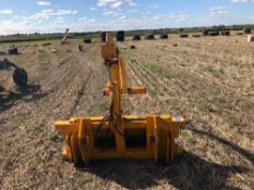 Elephant trunk bale handler