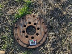 2No. 8 std wheel centres