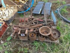 Quantity vintage sundries