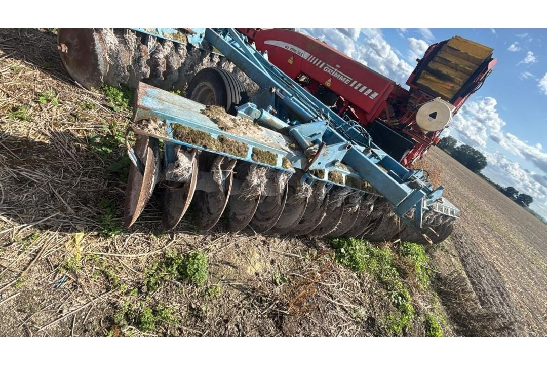 Parmiter Disc Harrow - (Suffolk) - Image 2 of 4