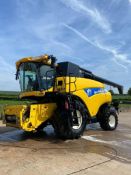 2009 New Holland CR9080 Combine Harvester - (Leicestershire)