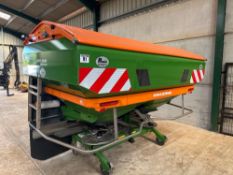 2022 Amazone ZA-V 3200 Profis Hydro fertiliser spinner. Hectares covered: 1137. Worked hours: 29 Ser