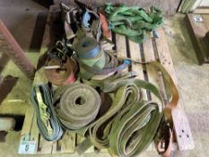 Quantity of ratchet straps