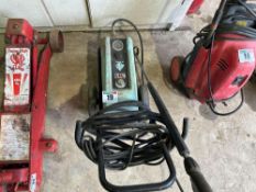 Kew 17A2k pressure washer. C/w lance