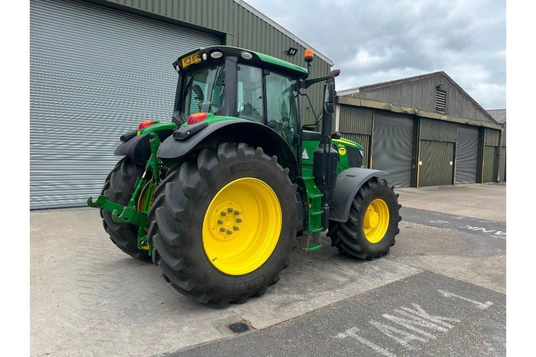 2021 John Deere 6195M tractor. 40kph command quad, front linkage, adblue, data tagged, 4 spool valve - Image 4 of 18