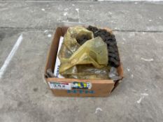 Quantity Shelborne spreader chains