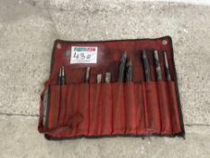 Quantity chisels and punches