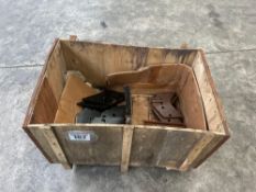 Quantity deep leg slurry injector wearing metal