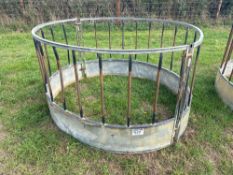 1No sheep ring feeder