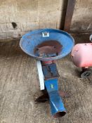 Kongskilde CA-20 grain blower