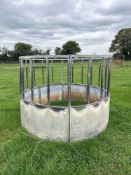 1No cattle ring feeder