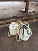 2No dump buckets with pulsators