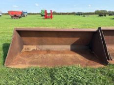 8ft grain bucket on Sanderson brackets