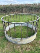 1No sheep ring feeder