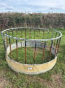 1No sheep ring feeder