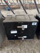 1No lockable cabinet