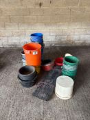 Quantity buckets and dog bowls