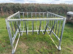 1No IAE sheep feed cradle