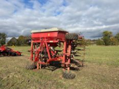 2003 Kverneland Accord TS 400 4m tine drill with wheel eradicators and tramline markers. N.B control
