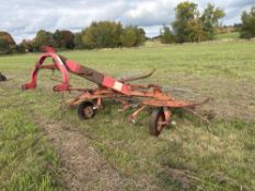 Lely Lotus hay turner
