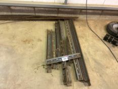 Quantity racking parts