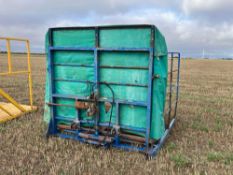 Tanco crate stacker, linkage mounted. Serial No: 11211