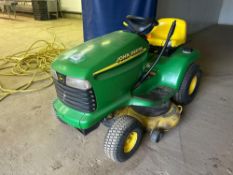 John Deere LT166 ride on lawn mower, hydrostatic with Freedom 42 deck, petrol. Serial No: MOL166E128