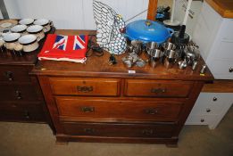An Edwardian chest fitted 2 short over 2 long draw